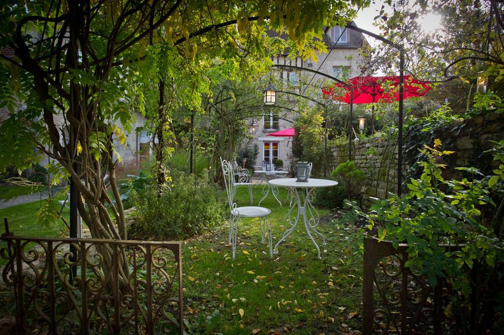 Cote Jardin - Chambres D'Hotes Senlis  Exterior photo